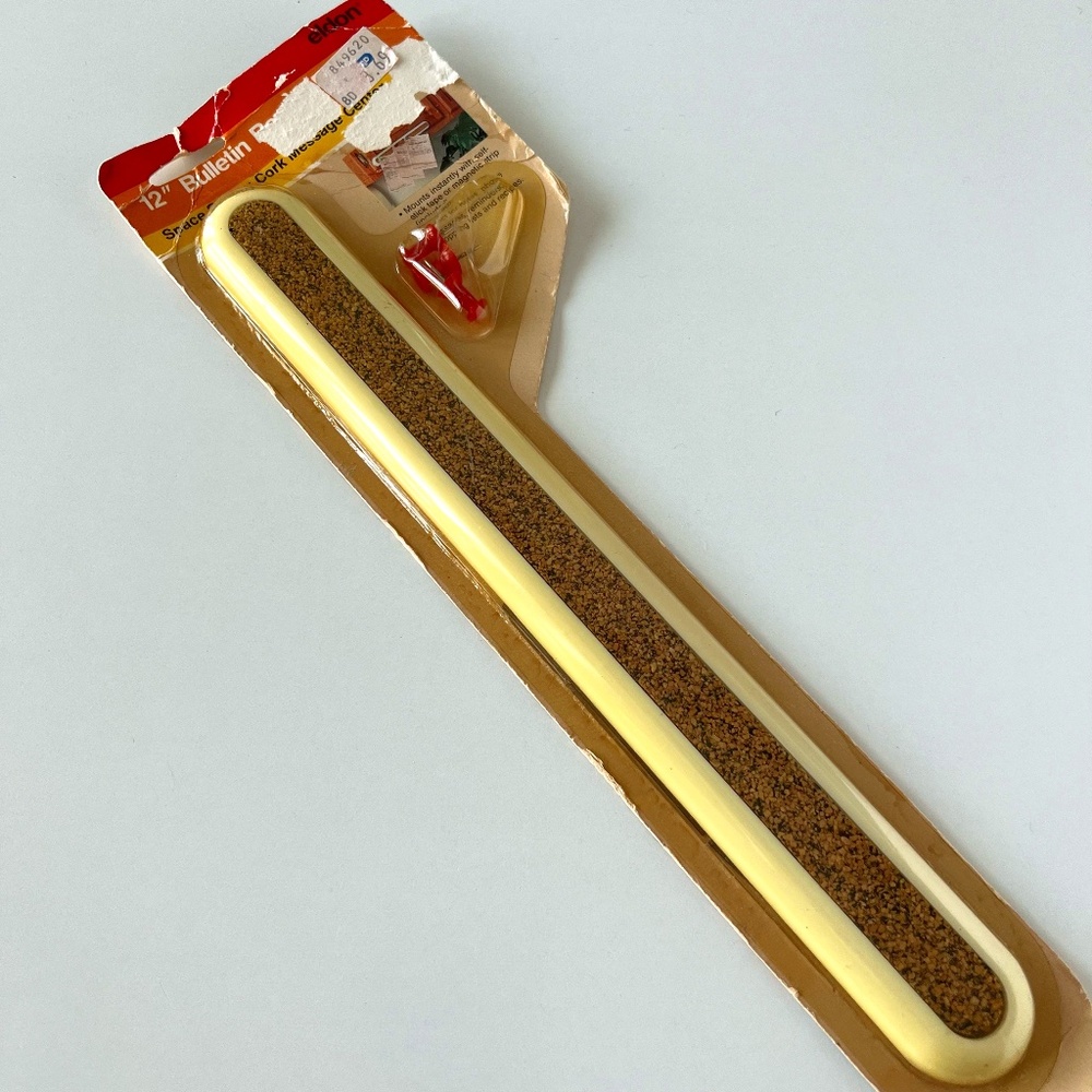 NWT Vintage 12" Bulletin Cork Bar 1991 Push Pin
